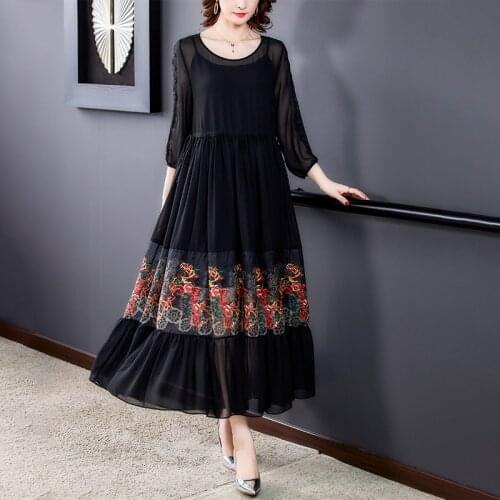 Korean Embroidered Dress Women Casual 2021 Spring Summer New Temperament Noble Lady Loose Three-Quarter Sleeve Long Dress zh108
