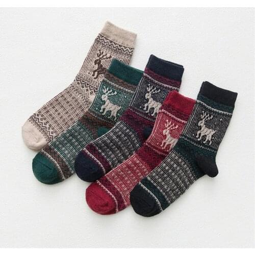 1Pairs/Lot Mix Color Colorful Fashion New Winter Thick Warm Wool Women Socks Vintage Christmas Socks Socks Stripe Print Pattern