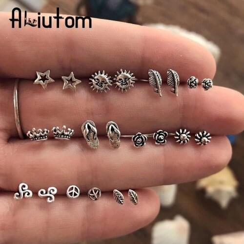 11 Pairs/lot Unique Design Vintage Small Stud Earrings Set For Women Punk Rose Crown Sun Stars Feather Geometric Animal Ear Aros