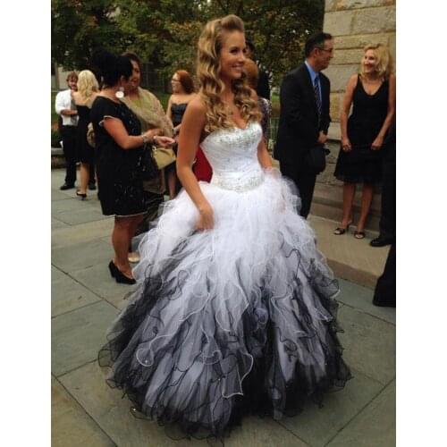 Vestido de noiva 2019 backless plus size unique sweetheart corset white and black wedding dress ball gown robe de soiree