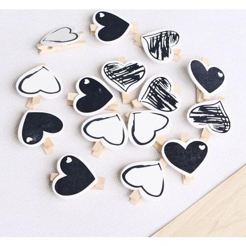 10Pcs Heart 45x7mm DIY Black White Big Wood Clothes Pegs Clothespin Clips Office Party Decoration Accessories Photo Hanging Pegs