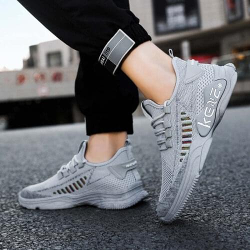High-Tech Male Shoes Sneakers Bottes Sneakers With Wheels Stripe Non-Leather Casual Shoes Breath Water Shoes Mocassin Man Tennis