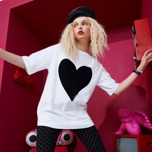 ELFSACK Harajuku Love Print Casual Pullover T-Shirts Women,2021 Spring ELF Vintage Full Sleeve Female Basic Daily Graphic Tops