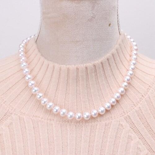 9-10mm Womens Simple round pearl necklace with stick clasp