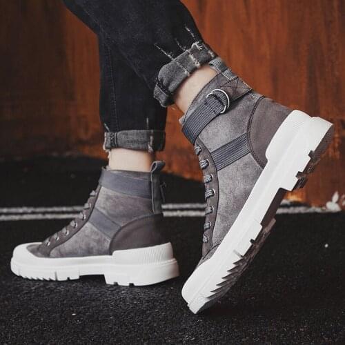 Men Casual Shoes Sneakers Fashion Light Breathable Genuine Leather Mens Black Boots Spring Canvas Boty Mens Leisure