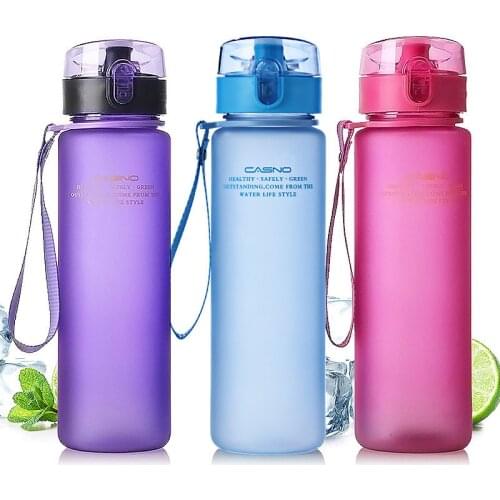 Water Bottle 400ml 560ml Plastic water bottle Scrub Protein shaker sports water bottle Portable student drinking bottle