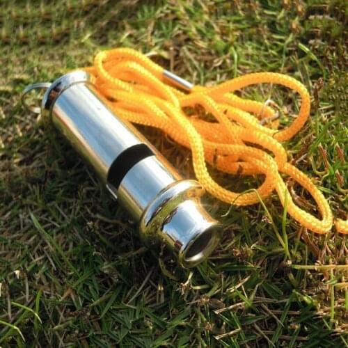 Superzyy Whistles