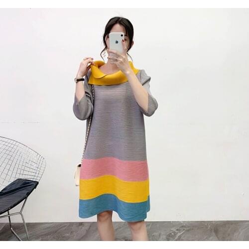 Plus Size Dress For Women 45-75kg Autumn New Color Patchwork Turtleneck Three Quarter Sleeves Loose Miyake Pleated Dress