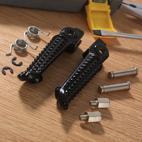 1 Pair Aluminum Motorcycle Motorbike Front Footrests Foot Pegs for Yamaha YZF R1 1998-2014 YZF R6 1999-2012 YZF R6S 2003-2008 07