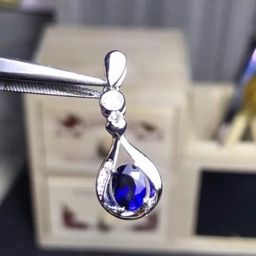 Natural sapphire pendant, simple style, beautiful gemstone color, exquisite craftsmanship, 925 silver chain
