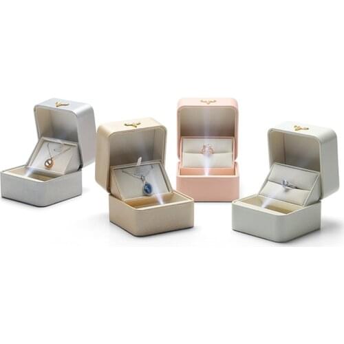 2020 New Arrivals Wedding LED Ring Pendant Jewelry Box Organizer PU Leather Jewellery Packaging Display Gift Holder Case