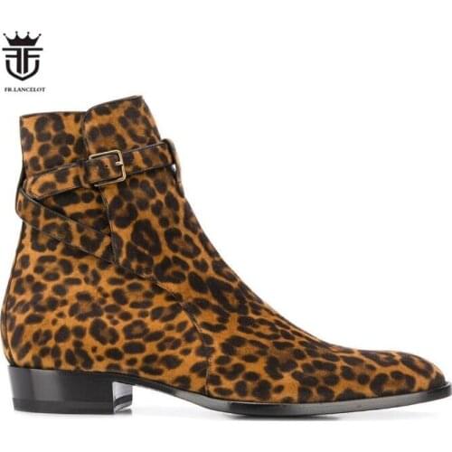 2020 new leopard men booties buckle strap Chelsea Boots animal pattern Boots point toe Mens party shoes low heel wedding botas