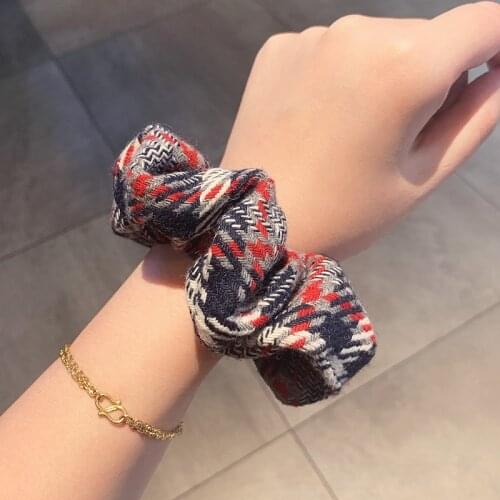 Autumn and Winter Women Warm Knitting Big Hair Scrunchies Solid Soft Vintage Hair Gums Striped Fabric Rubber Bands For Hair Bun