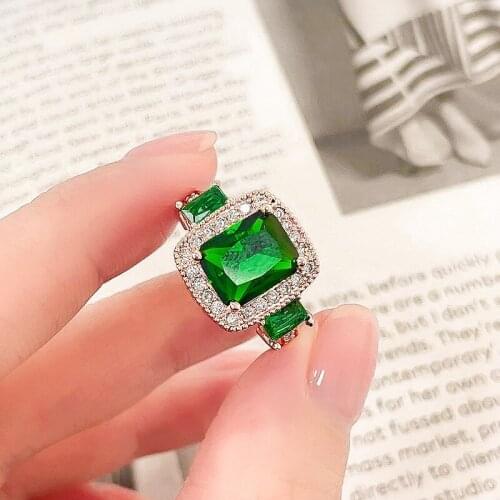 Origin Summer Plain Green Color Square Crystal Charm Rings for Women Ladies Full Shiny Rhinestone Open Rings Accessories Hot