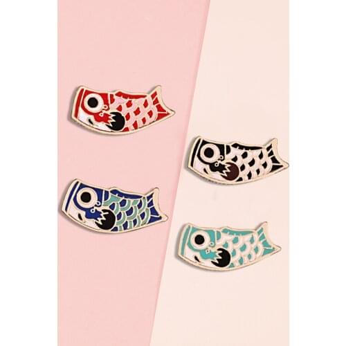 Japanese Koi Fish Enamel Pin Cartoon Lucky Goldfish Lapel Pins Badges Carp Flag Brooches Cute Animal Jewelry Gift Friends Kids