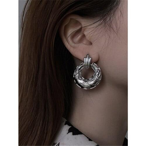 YANGLIUJIA Europe And The United States Metal Circular Pendant Earrings Personality Fashion Retro Earrings Woman Birthday Gift