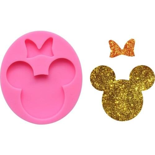 DIY shiny mouse head mirror epoxy keychain mold, chocolate fudge silicone mold, aromatherapy car jewelry pendant mold6.8*6cm