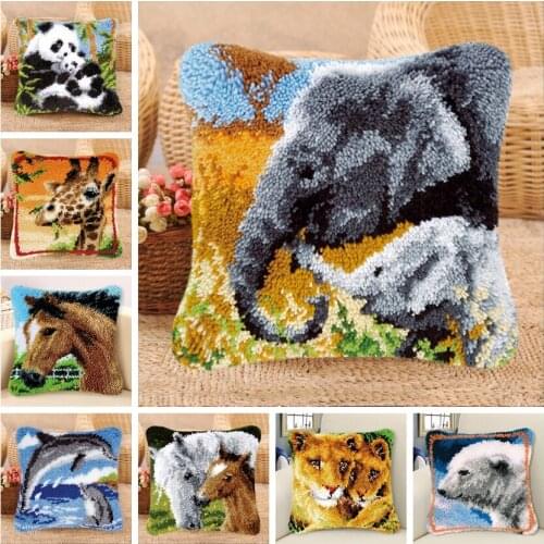 Smyrna Latch Hook Kits Diy Knooppakket Do It Yourself European And American Style Birthday Present Giraffe Cross Pillows