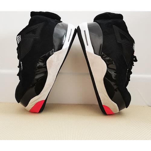 Home slipper shoes C'est un cadeau de Noël pour les enfants This is a Christmas present for the children sneaker slippers indoor