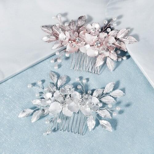 New Fairy Beauty Bride Wedding Headdress Alloy Flowers Hand-inserted Comb Bride Wedding Dress Plate Hair Accessories
