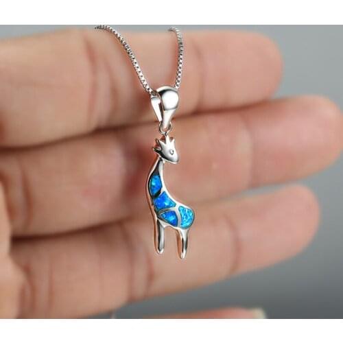 Cute Animal Giraffe Pendant Necklace Blue Fire Opal Stone Necklace Classic Silver Color Chain Necklaces For Women Bridal Jewelry
