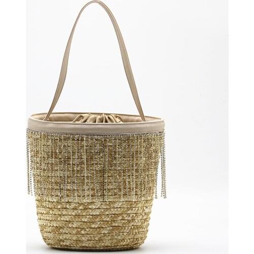 Hand-Sewn Summer Holiday Beach Bag With Pearl Ladies Woven Bucket Straw Diamond Bags Designer Hot Handbags Clutch for Women 2021
