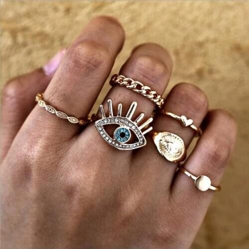 Vintage Gold Star Knuckle Rings set For Women Crystal Star eye flower Crescent Geometric Female Finger Rings Set Bohemia Jewelry