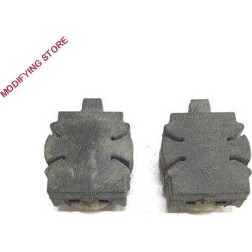 17117553480 For Coolant Radiator Mounting Insulator Rubber Mounting For BMW E70 E71 X5 X6 4.4L 2006-2018 2pcs