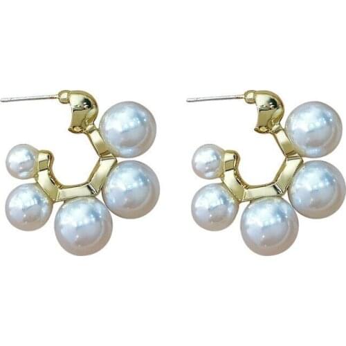 Fashion Metal Inlaid Pearl Earrings For Woman Girls Korean Hoop Pearl Beads Circle Hoop Earrings Luxury Wedding Party Jewelry