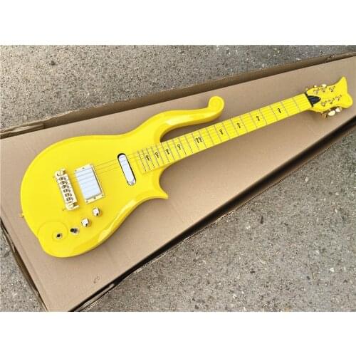 Wang Ziyun Electric Guitar, Yellow Paint, Golden Accessories Maple Fingerboard Neck, Red Yang Qin Body Free Delivery