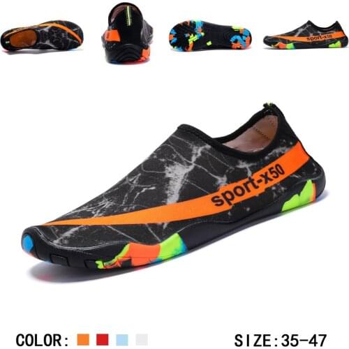 Summer Water Shoes Woman Beach Sandals Breathable Barefoot Shoes Men Aqua Shoes Upstream Diving Swimming Socks Tenis Masculino