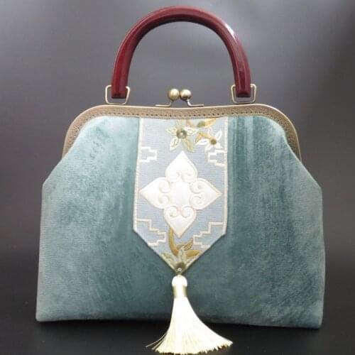 Vintage Ladies Handbag Luxury Women Shoulder Bag Ladies Embroidered Crossbody Bag Large Capacity Fashionable Purses and Handbags