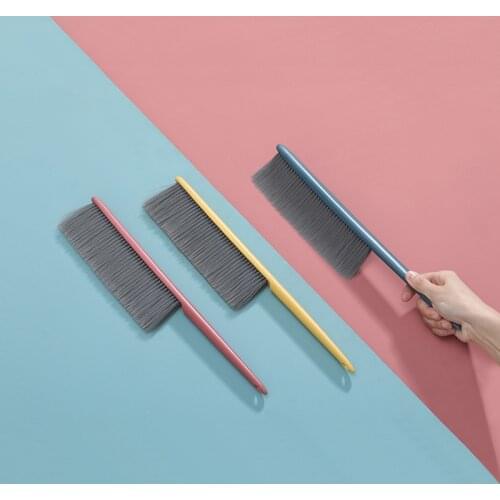 Household Long Handle Cleaning Brush Soft Hair Bedroom Sofa Dusting Brush 115g Household Cleaning Brushes (Random Colour)