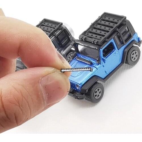 1/64 Off-road Vehicle Model For Simulation Wrangler Roof Strip Light, Cover Spotlight Does Not Light Up