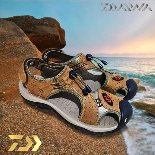 Summer Fishing Water Shoes Fishing Hiking Climbing Shoes Outdoor DAWA Fishing Sandals Hiking Leather sandals Breathable Sandals