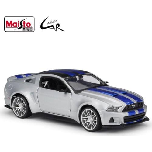 Maisto 1:24 Model Car Simulation Alloy Racing Metal Toy Car Children Toy Gift Collection 2014 Ford Mustang Street Racer