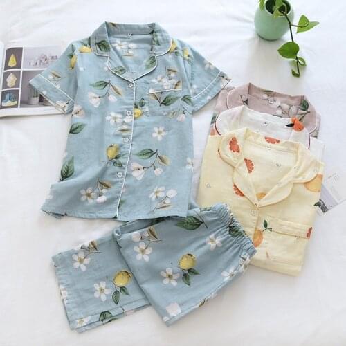 2021 Japanese new spring and summer short-sleeved trousers pajamas 2-piece set 100% cotton gauze flower cartoon home service set