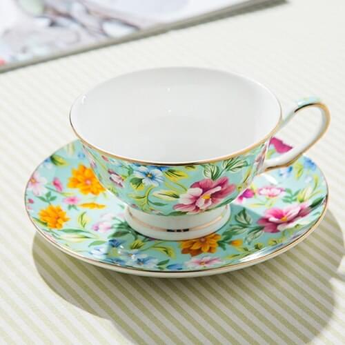 British Style Pink Bone China Coffee Cup and Saucer Set High-end Afternoon Tea Pastoral Style Flower Tea Cup