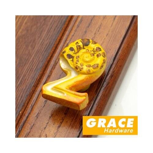 Digital Cartoon Shell Resin Handles Knobs European Home Pastoral Kids Room Door Shoe Drawer Art(L:50mm)