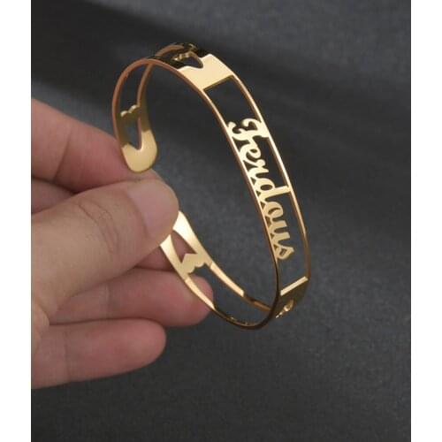 High Quality Customized Nameplate Name Bracelet Personalized Custom Cuff Bangles Women Men Heart Open Bracelet Best Gift
