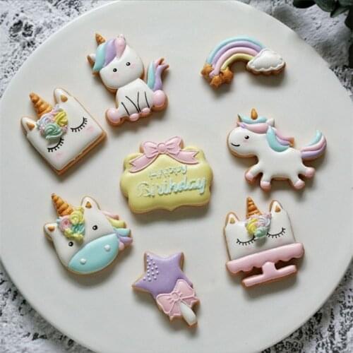 8Pcs Creative Unicorn Cookie Cutter DIY Fondant Chocolate Cake Embossing Stencil Mold Biscuit Mold Baking Tool Hot