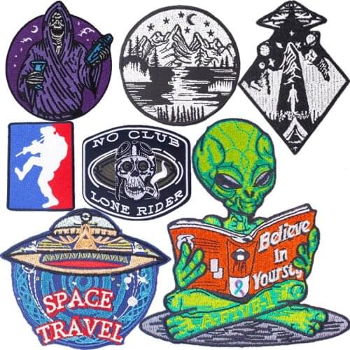 Alien Iron on Patches UFO Space Travel Embroidery Appliques Creative Saucerman Thermo Stickers Skull Rider Morale Badges for Men