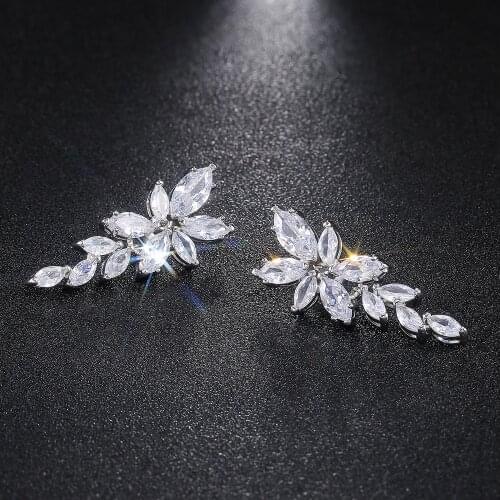 Huitan Luxury AAA Marquise Zircon Women Wedding Earring Gorgeous Leaf Shape Charm Top Quality Silver Color Lady Earrings Jewelry