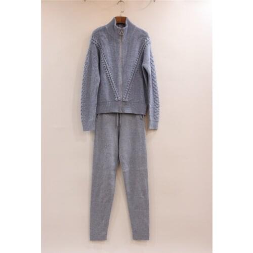 2020 Full New Rushed Wool Knit Warm Suit Winter Velvet Fashion Thread Zipper Cardigan And Knitted Trousers Two-piece Women