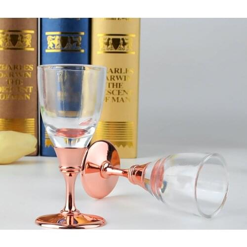 Oh Trend New Design Shot Glass Stainless Steel Rose Stand Christmas Gift Wine Cup Wedding Cake Table Center Decorative Glasses