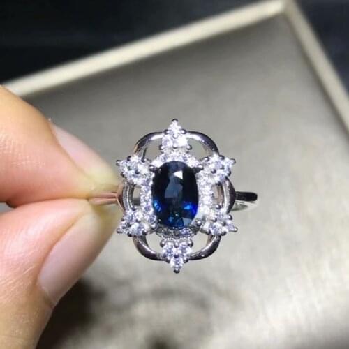 Natural sapphire ring 5 * 7mm 925 sterling silver inlaid with roasting sapphire live female ring Gemstone about 1 carat