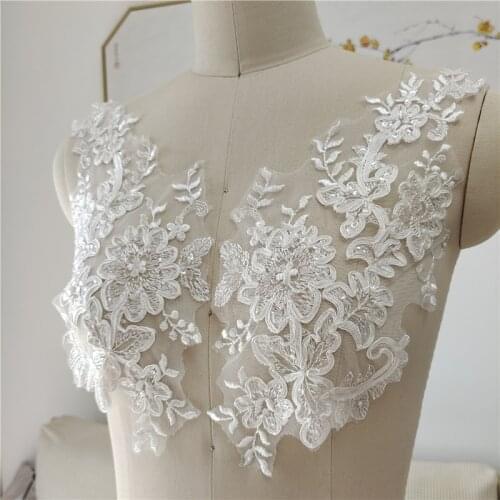 2Pcs Sposa Flower Neckline Lace Applique Fabric for Fabric Apparel Sewing On Home Textiles For Dress and Bridal Wedding Dress