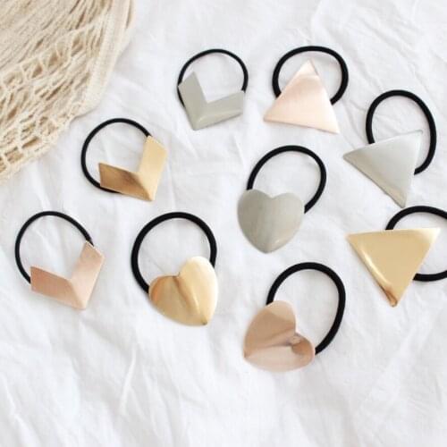 Minimalist Vintage European And American Hair Rope Girls Popular Metal Wire-Drawing Heart-Shaped Head Rope Hair Accessories