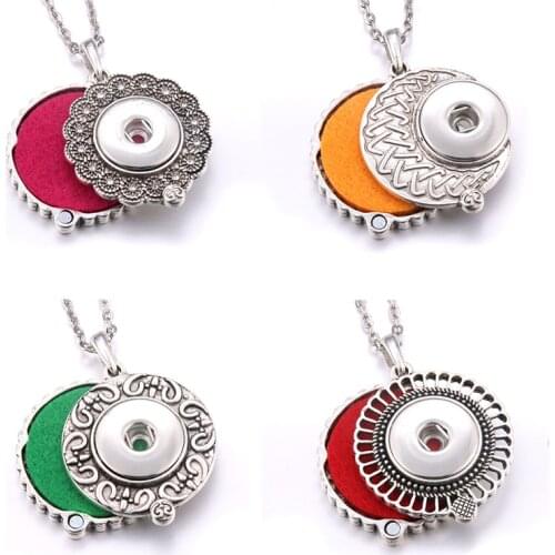 New Aroma Therapy Women Moon Necklace Rhinestone Vintage Essential Oil Diffuser Necklace Perfume Lockets Pendant Send Mat