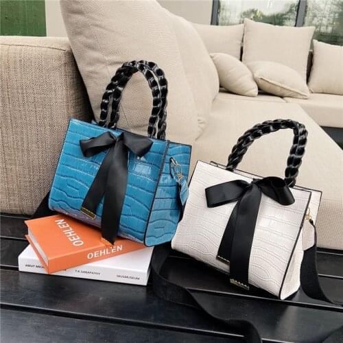 Wriufred Simple portable large-capacity bag handbags trend new casual one-shoulder messenger bag crocodile pattern handbag